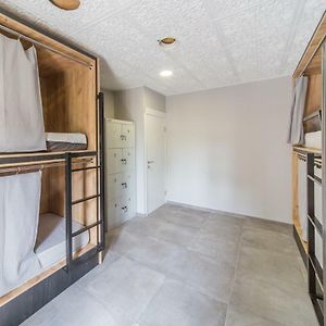 Habitación para Mujeres Compartida